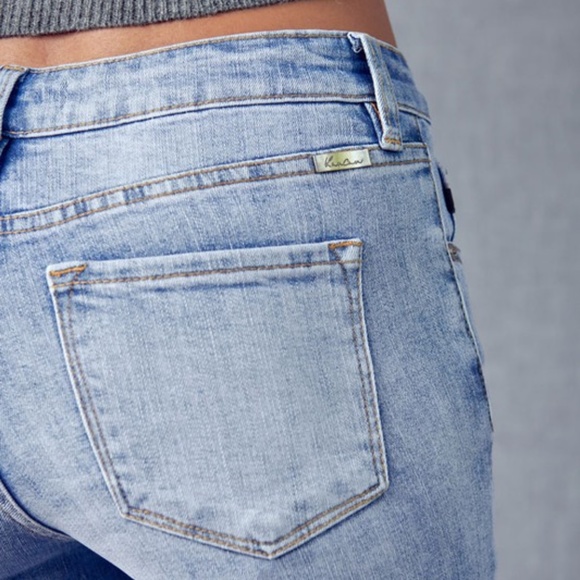 Kan Can Light Wash Frayed Hem Skinny Denim Jeans - Picture 4 of 8